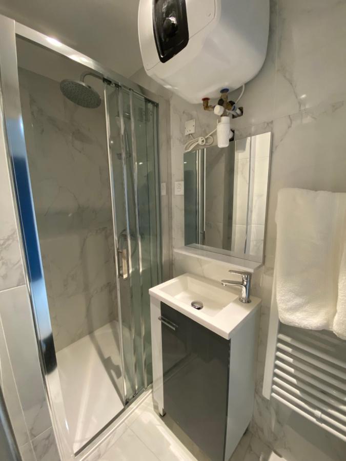 La Residence Des Celestins - Appartement Duplex N14 - Centre 维琪 外观 照片
